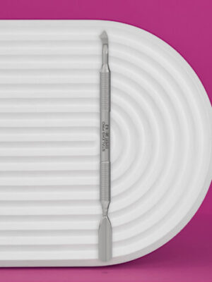 Manicure pusher EXPERT 30 TYPE 4.2 (rounded wide pusher and bent blade)